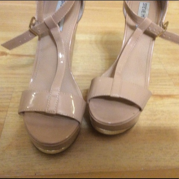 Sz 7.5 Madden Xtrime T-strap Wedges - Picture 5 of 11